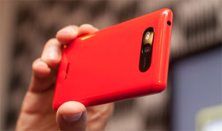 Çin’de Lumia 920 Stokları Tükendi